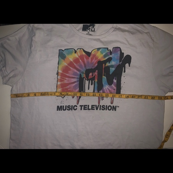 Vintage preowned MTV graphic T-shirt. Single-sided graphics. Size XL - Picture 2 of 5